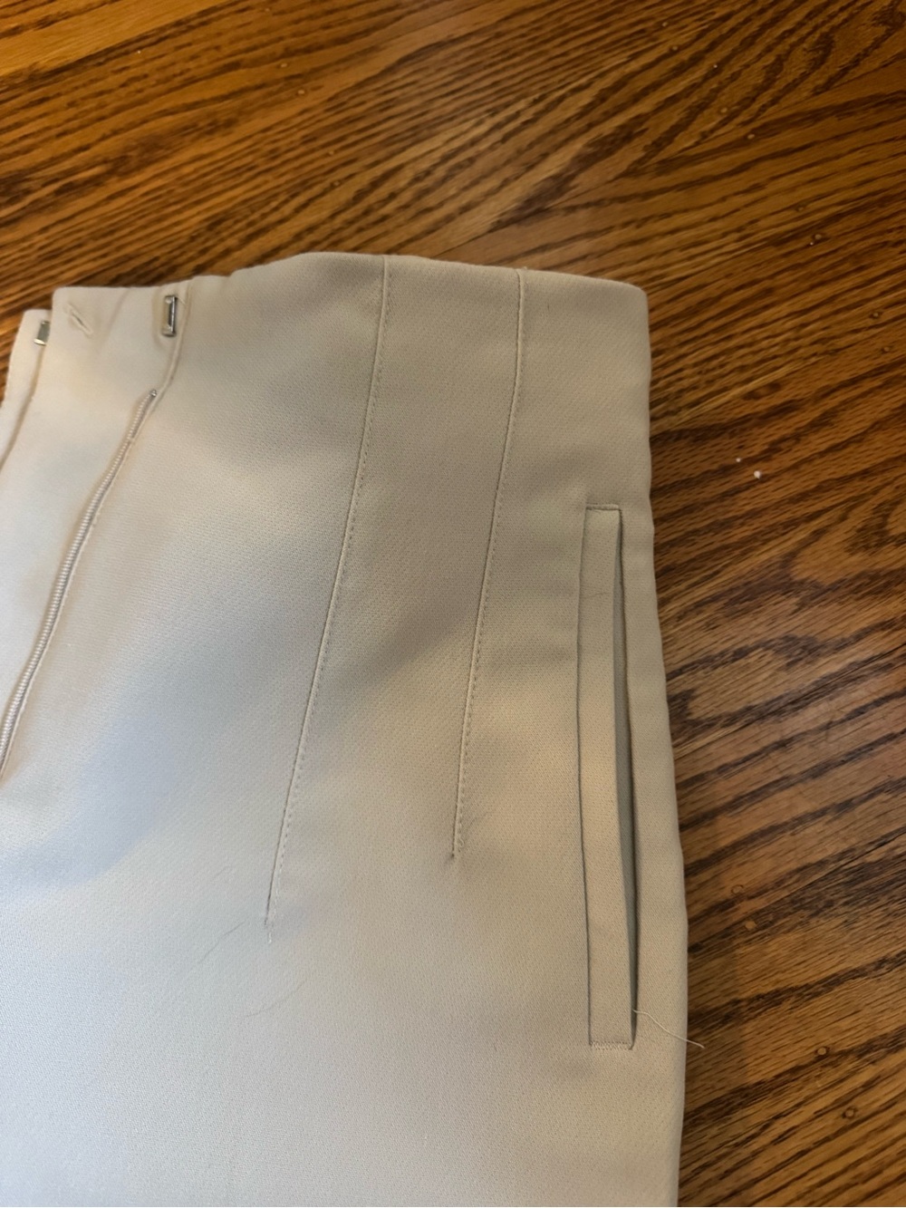 Zara Women’s Dress Pants in Light Cream - Picture 3 of 3